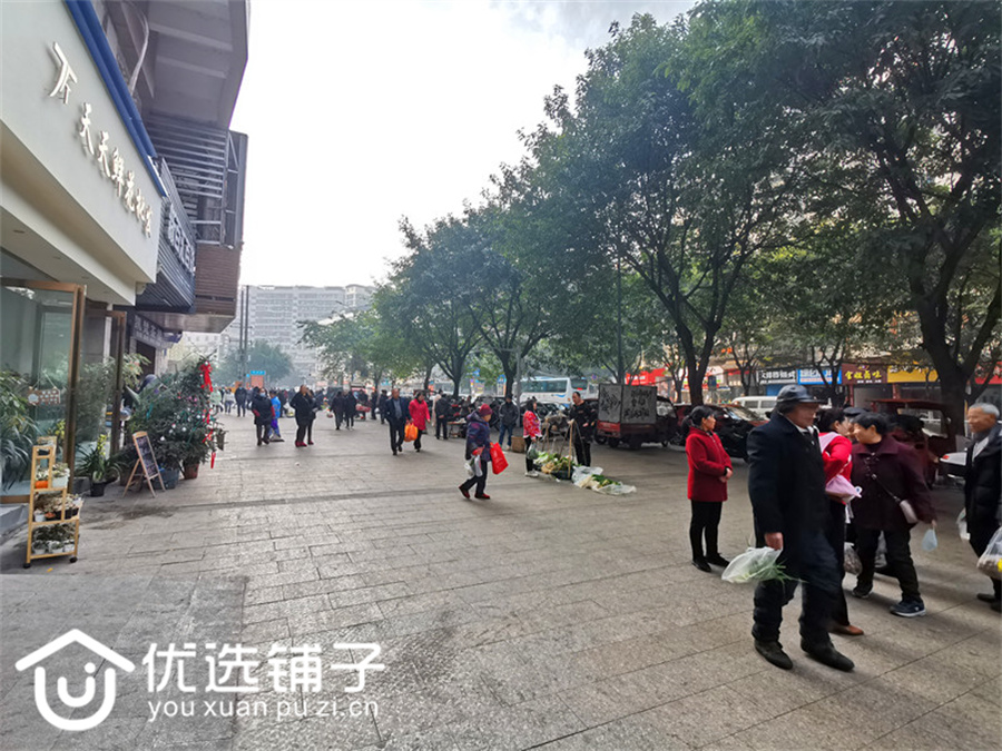 西外金山北路35平面店转让可以空转