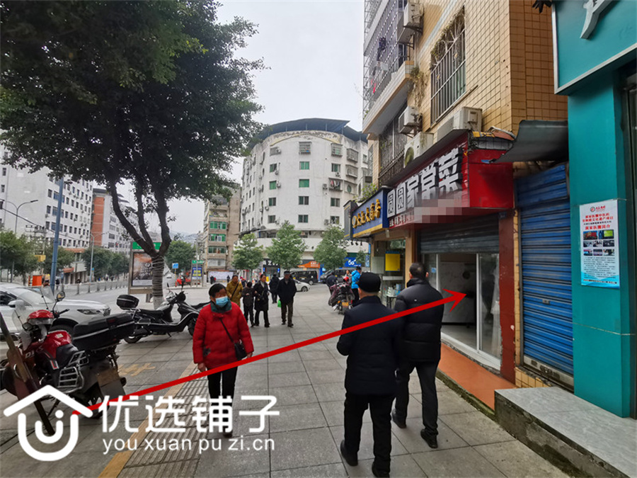 北外凤翎关公交站旁边40平餐饮店转让